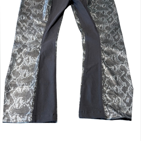 Luxury Snake Print Genuine Leather Front Pants - Gray & Black - Size XL - Picture 5 of 8